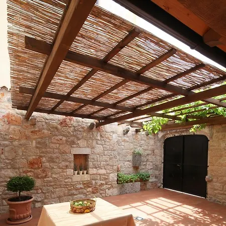 Villa Vallis